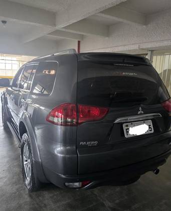 MITSUBISHI PAJERO 3.2 HPE 4X4 7 LUGARES 16V TURBO INTERCOOLER DIESEL 4P AUTOMÁTICO